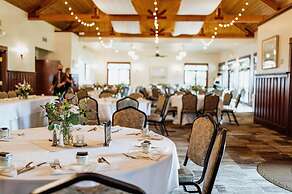 Chico Hot Springs Resort & Day Spa