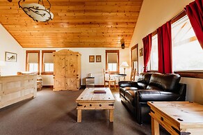 Chico Hot Springs Resort & Day Spa