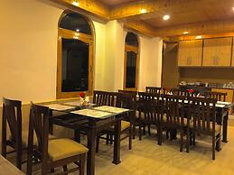 The Avenue Hotel Manali