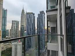 Royce Residence by uBook