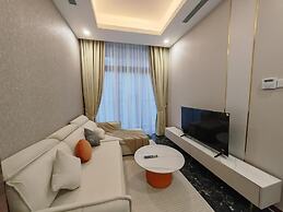 Royce Residence by uBook