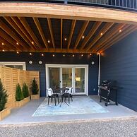 Creek 15 min to Purgatory Garage Parking