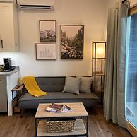 Creek 15 min to Purgatory Garage Parking