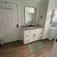 Creek 15 min to Purgatory Garage Parking