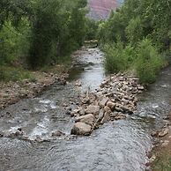 Creek 15 min to Purgatory Garage Parking