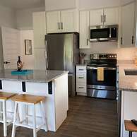 Creek 15 min to Purgatory Garage Parking