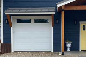 Creek 15 min to Purgatory Garage Parking