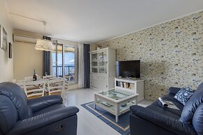 Seaview City Apartment Frida