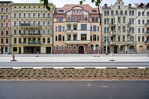 Retro Apartment in Wroclaw by Renters