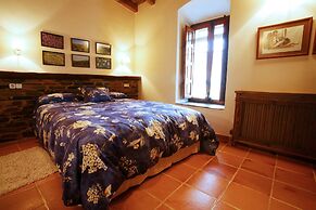 Palacio Viejo de las Corchuelas