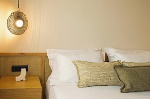 Myrina Residence By LemnosThea