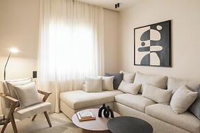 Myrina Residence By LemnosThea