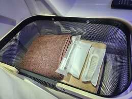 HOTEL GALAXY POD