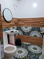 Tambayan Rooms & Cottages by SMS Hospitality