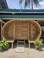Tambayan Rooms & Cottages by SMS Hospitality