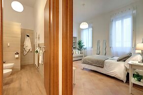 Mamo Florence - Fiesolana & Fiona Apartments