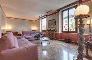 Mamo Florence - Fiorenza Historical Apartment