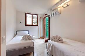Mamo Florence - Fiorenza Historical Apartment