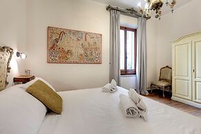 Mamo Florence - Fiorenza Historical Apartment
