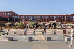 Lumina apartment near the station