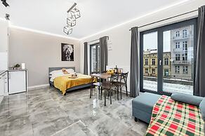 Lumina apartment near the station