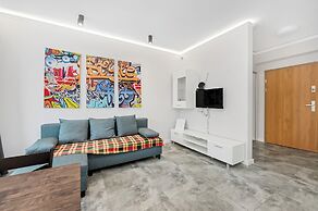 Lumina apartment near the station