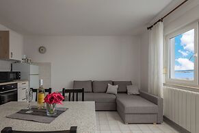 Sea View Apartment Neti