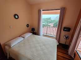 Mi Casa Su Casa