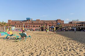 Lumina apart near Filharmonia