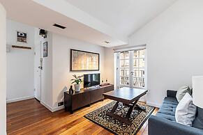 Fitzrovia Townhouse Apartment
