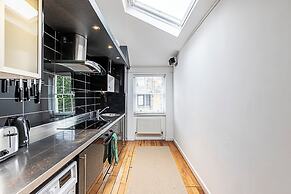 Fitzrovia Townhouse Apartment
