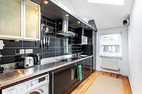 Fitzrovia Townhouse Apartment