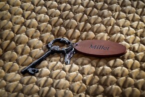 Abbots Grange Manor House