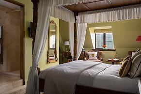 Abbots Grange Manor House