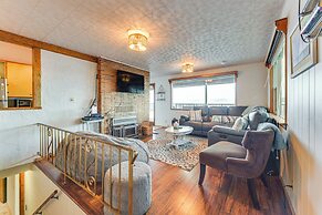 Beachfront Anderson Island Escape: Rainier Views!