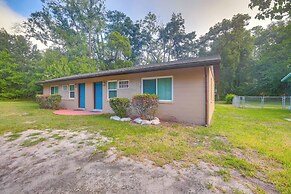 Convenient Gainesville Apartment: 2 Mi to Downtown