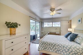 4 Mi to Beach w/ Boat Dock: Cape Coral Retreat