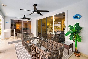 4 Mi to Beach w/ Boat Dock: Cape Coral Retreat