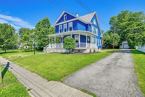 Pet-friendly Lancaster Home 13 Mi to Dtwn Buffalo