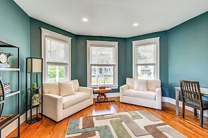 Pet-friendly Lancaster Home 13 Mi to Dtwn Buffalo