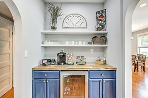 Pet-friendly Lancaster Home 13 Mi to Dtwn Buffalo