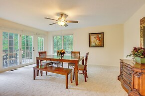 Family-friendly Cadillac Home w/ Golf Course Views