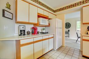 Family-friendly Cadillac Home w/ Golf Course Views