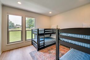 Lakefront Granbury Home w/ Patio, Fire Pit & Dock!