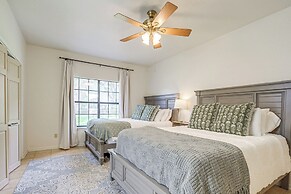 Texas Hill Country Retreat - Walk to Nueces River!