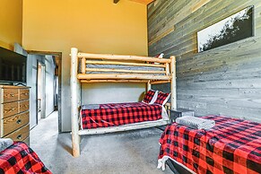 Cortland Townhome - Walk to Greek Peak Mtn Resort!