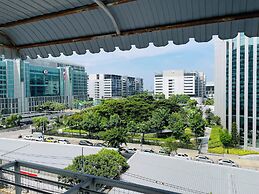 Impact Muangthong C1-C9 by Anna