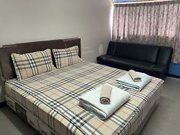 Impact Muangthong C1-C9 by Anna