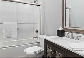 Miramar Beach Jewel Home With Private Backyard 4 Bedroom Home