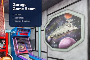 Under The Sea Magical Getaway With Arcade Room 6 Bedroom Home by Overm